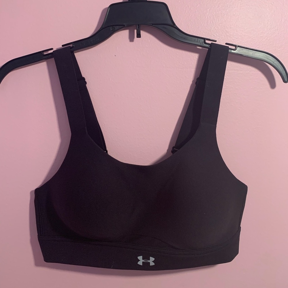 black under armor sports bra